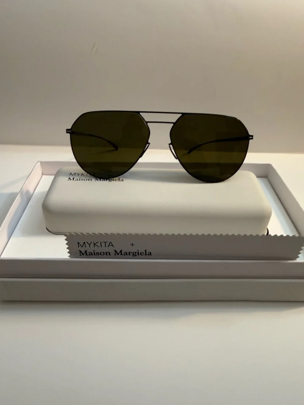MYKITA + Maison Margiela Sunglasses MMESSEO27 COL E16 SIZE 150